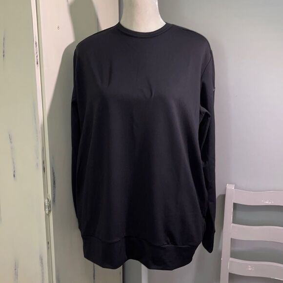 Nike Dri-Fit Women’s Open Back Long Sleeve Top - Picture 2 of 6